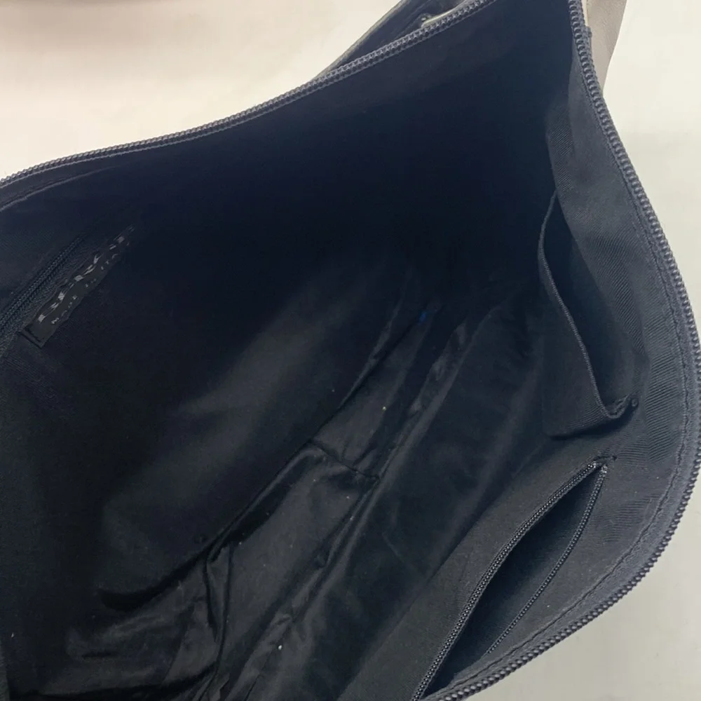 Berge great preowned